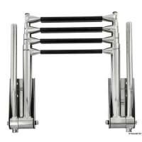  Scaletta telescopica EasyUp sopra plancetta con maniglie