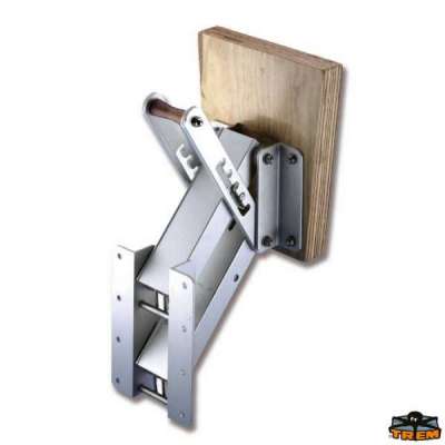 Supporto motore a ribalta